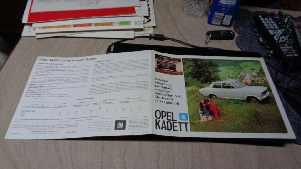 Folder  OPEL  KADETT, Verzenden, Gelezen, Opel