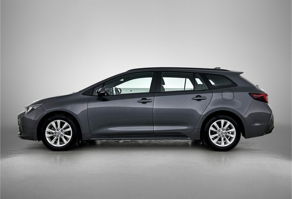 Toyota Corolla Touring Sports Hybrid 140 Active | Trekhaak, 12 maanden, Gebruikt, 4 cilinders, Corolla