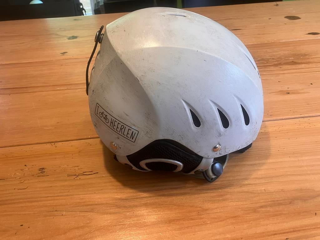 Witte skihelm maat L - Gebruikt maat 58 60 cm, Sport en Fitness, Ophalen, Gebruikt