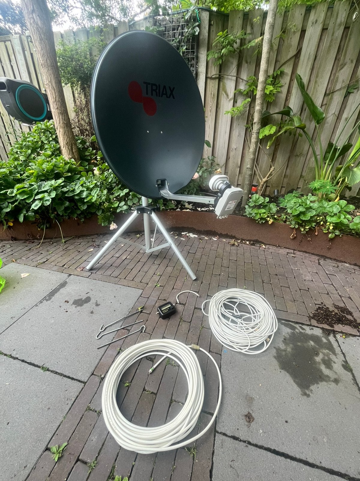 Tv schotel/sataliet, Ophalen of Verzenden, Zo goed als nieuw