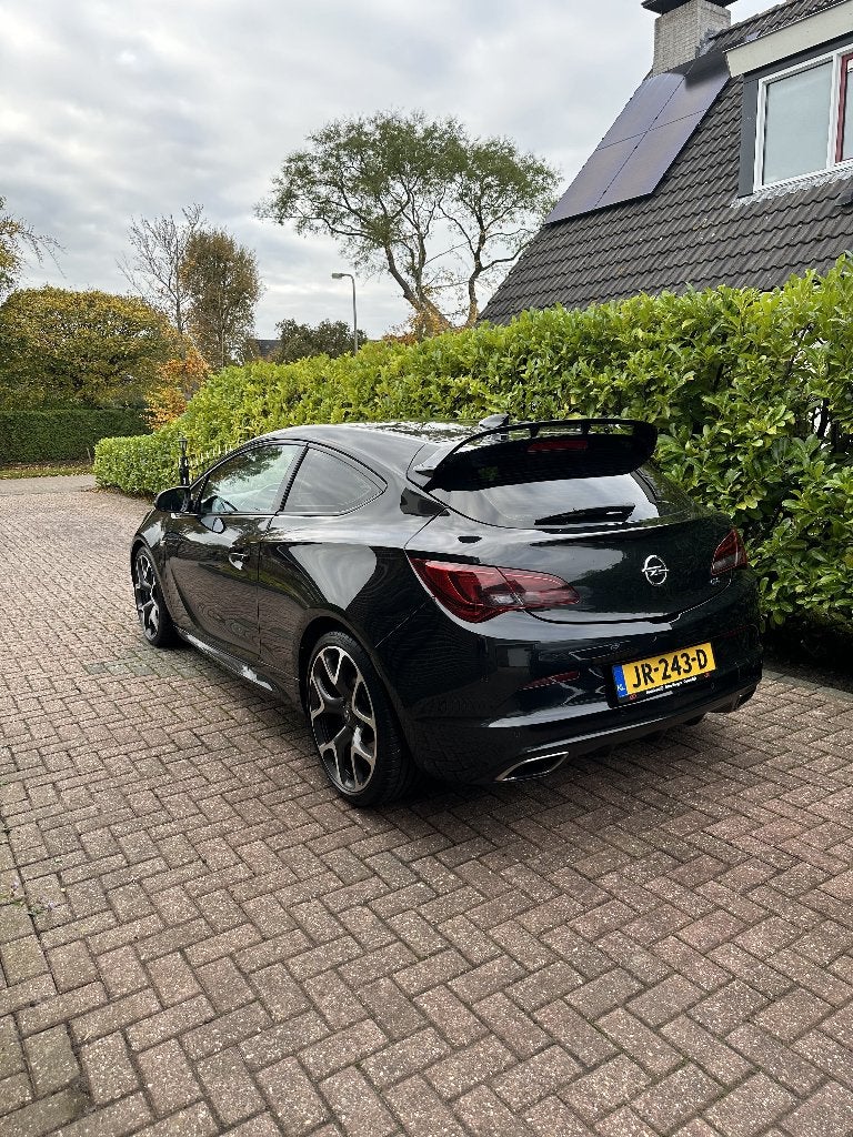 Opel Astra GTC OPC 2016 Zwart 2.0 Turbo 280PK, Auto's, 1998 cc, Zwart, 4 cilinders, Zwart