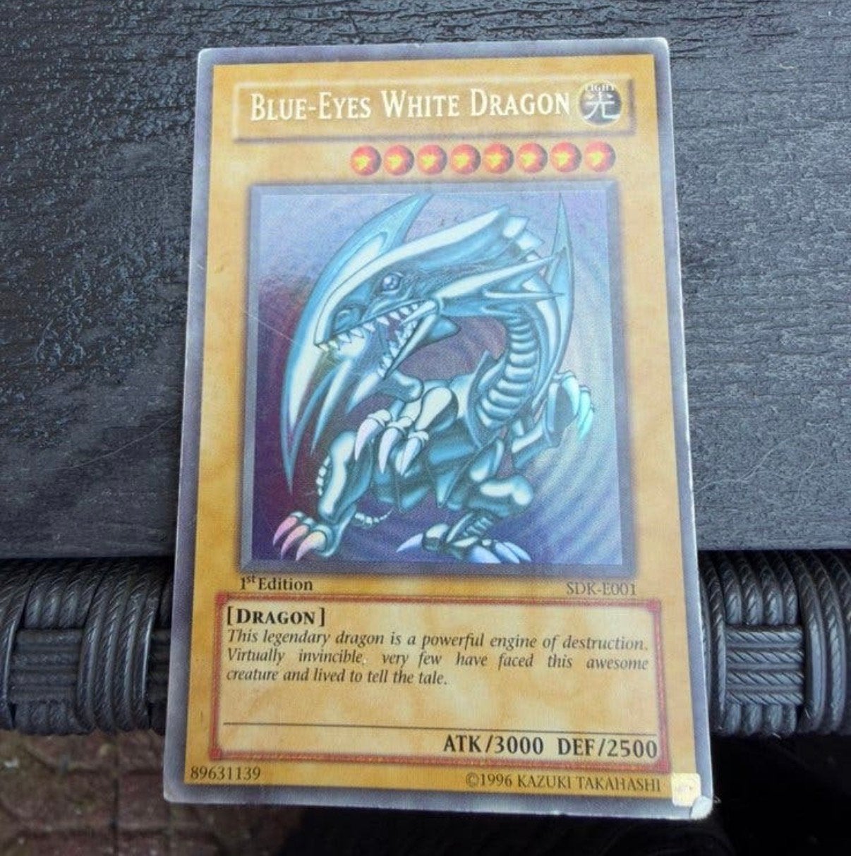 Yu-Gi-Oh!  Blue eyes white dragon 1st edition, Verzenden, Gebruikt