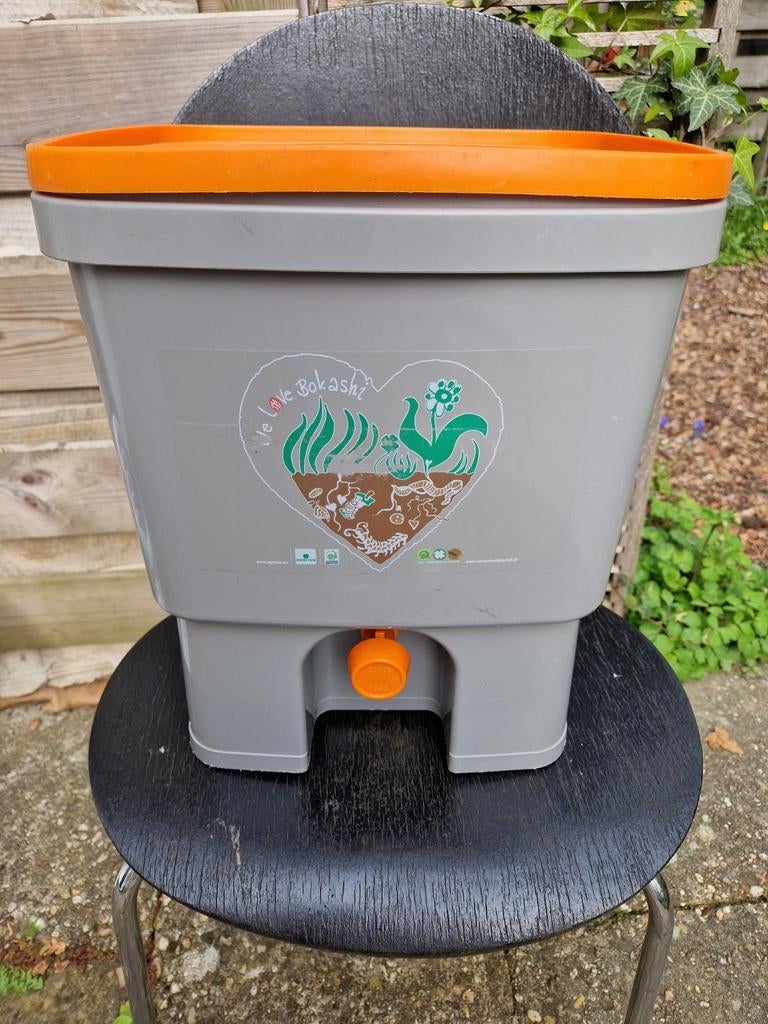 Te koop 2 bokashi emmers, €25 per stuk., Ophalen, Zo goed als nieuw, Interieur en Design