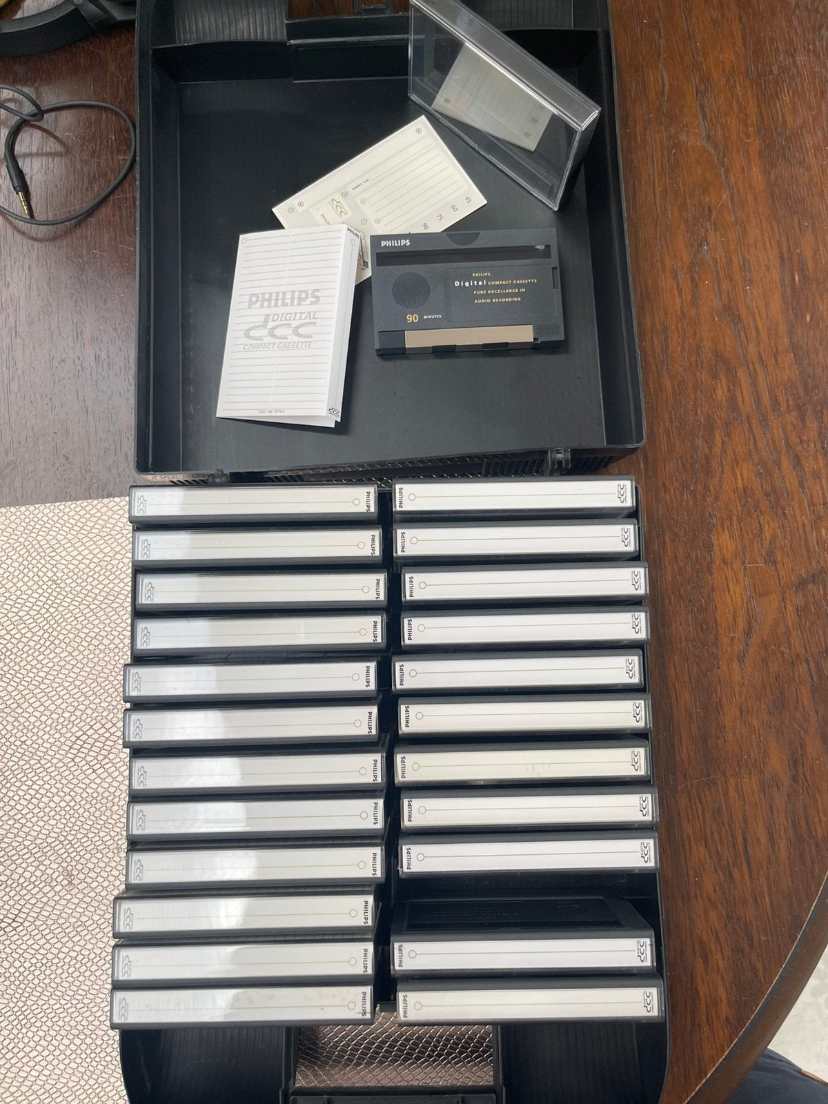 Dcc cassettes 24x 90 min, Ophalen of Verzenden, Zo goed als nieuw, Overige genres, 2 t/m 25 bandjes