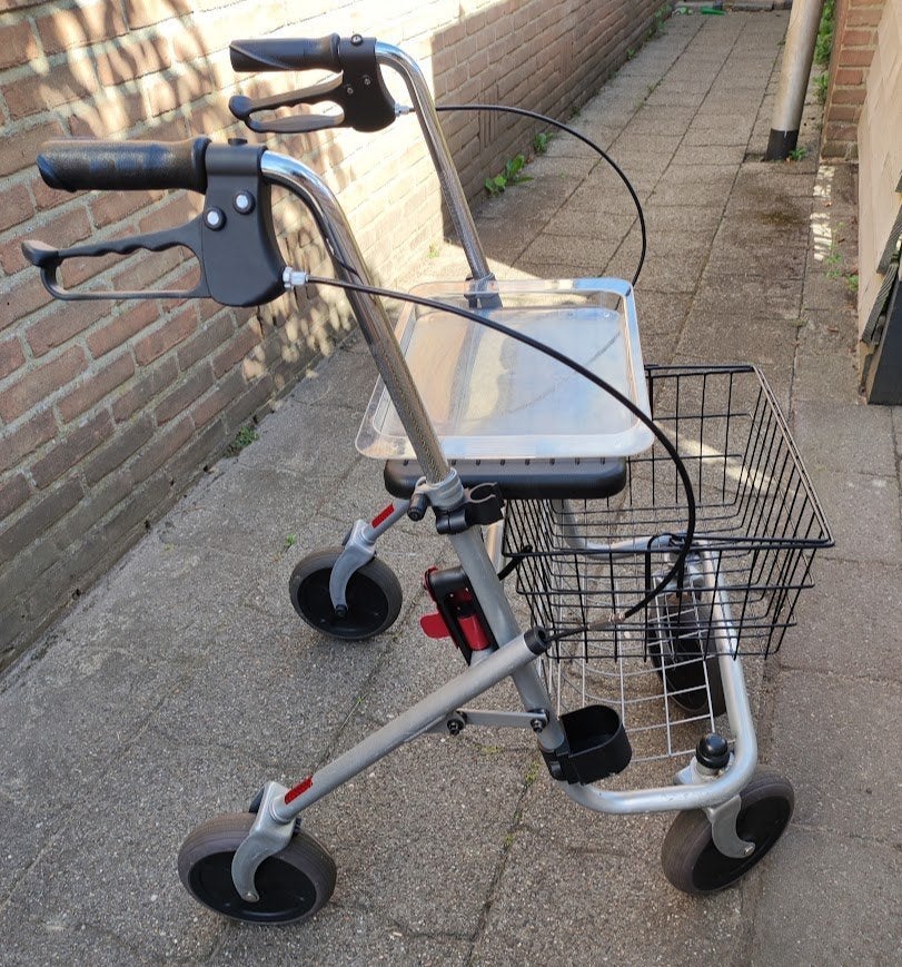 nette ROLLATOR   -Thuasne-, Diversen, Rollators, Ophalen, Opvouwbaar, Gebruikt