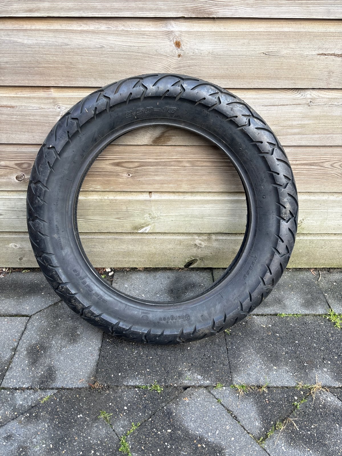 Nieuwe buitenband 3.50 - 16 inch, Ophalen, Nieuw, Overige typen