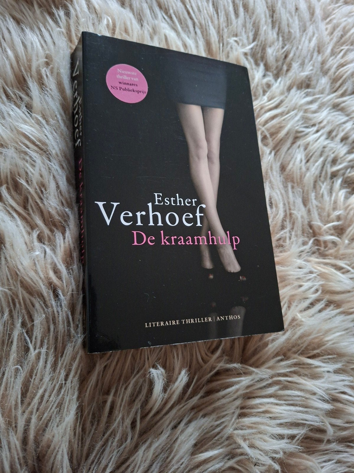 Esther Verhoef De Kraamhulp, Boeken, Ophalen of Verzenden, Zo goed als nieuw, Esther Verhoef
