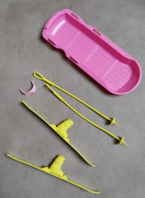Vintage Dress 'N Play Winter Ski Set Barbie (1990), Ophalen of Verzenden, Zo goed als nieuw, Barbie