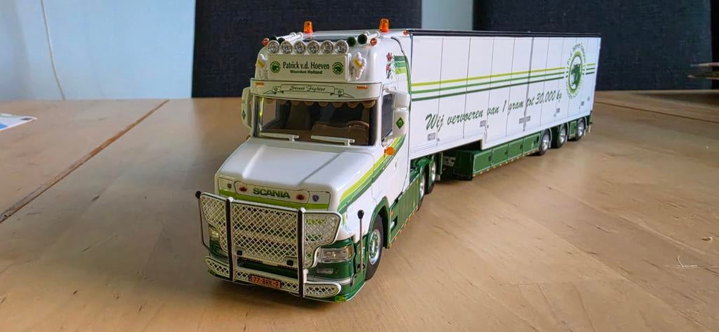 WSI Patrick Van Der Hoeven., Hobby en Vrije tijd, Modelauto's | 1:50, Zo goed als nieuw, Bus of Vrachtwagen, Wsi, Ophalen