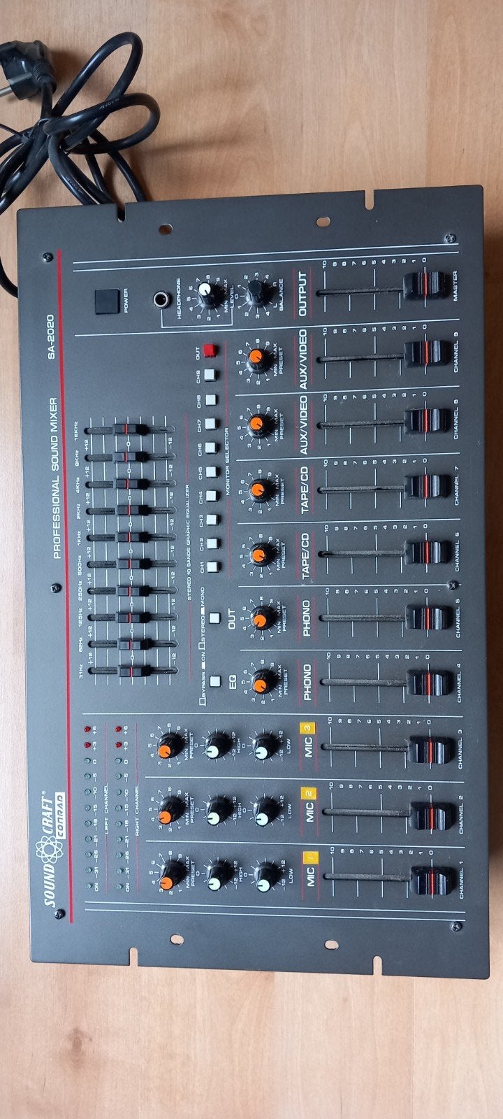 Conrad Soundmixer SA-2020 Professionele Mengpaneel, Muziek en Instrumenten, Mengpanelen, Ophalen, Gebruikt, 5 tot 10 kanalen, Microfooningang