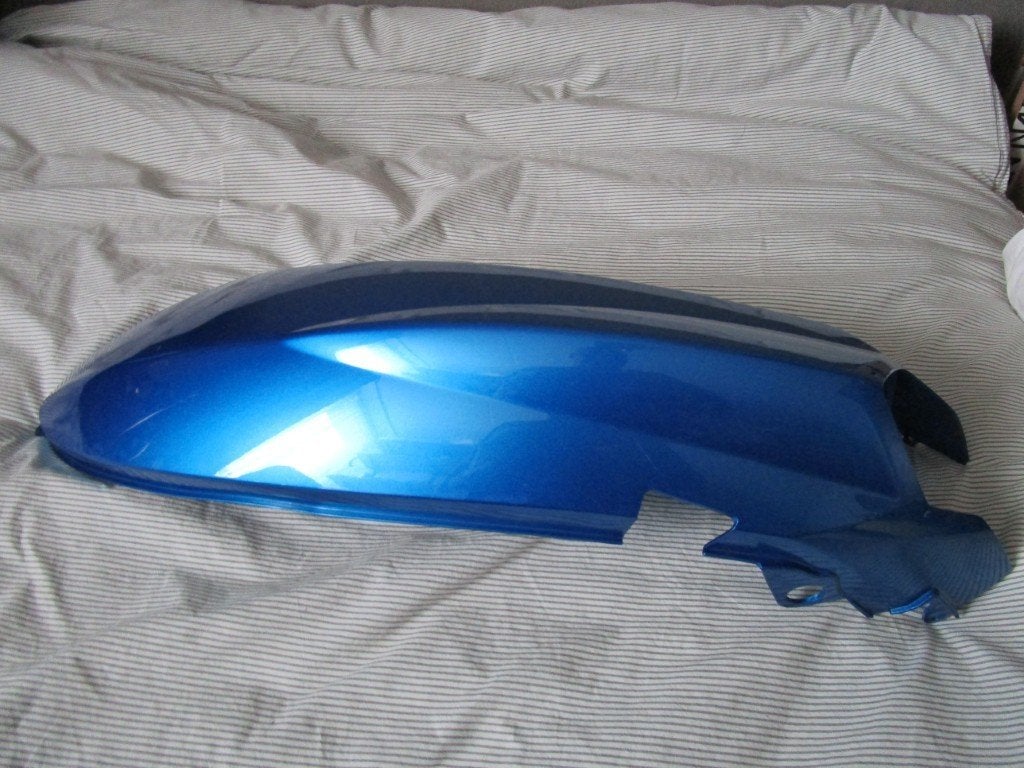 Nr.256: Zijkap R voor Peugeot Kisbee 50 blauw, Ophalen of Verzenden, Zo goed als nieuw, Kap, Peugeot