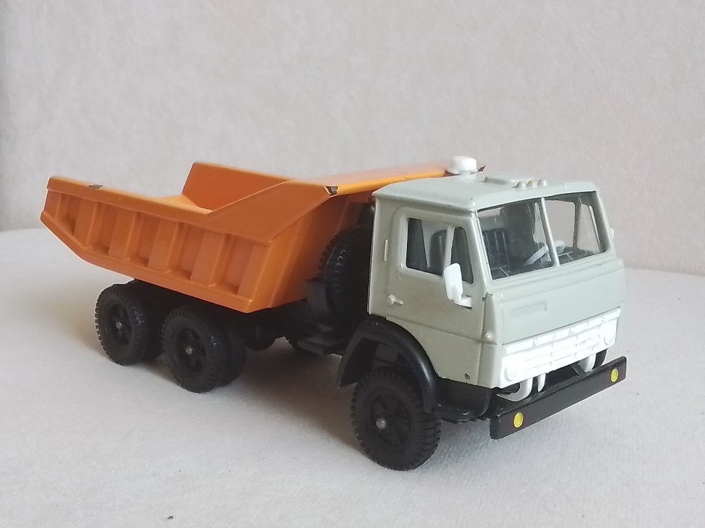 KamAz 5511 Russian Kipper Elecon Novoexport made in ussr, Ophalen of Verzenden, Zo goed als nieuw, Bus of Vrachtwagen, Overige merken
