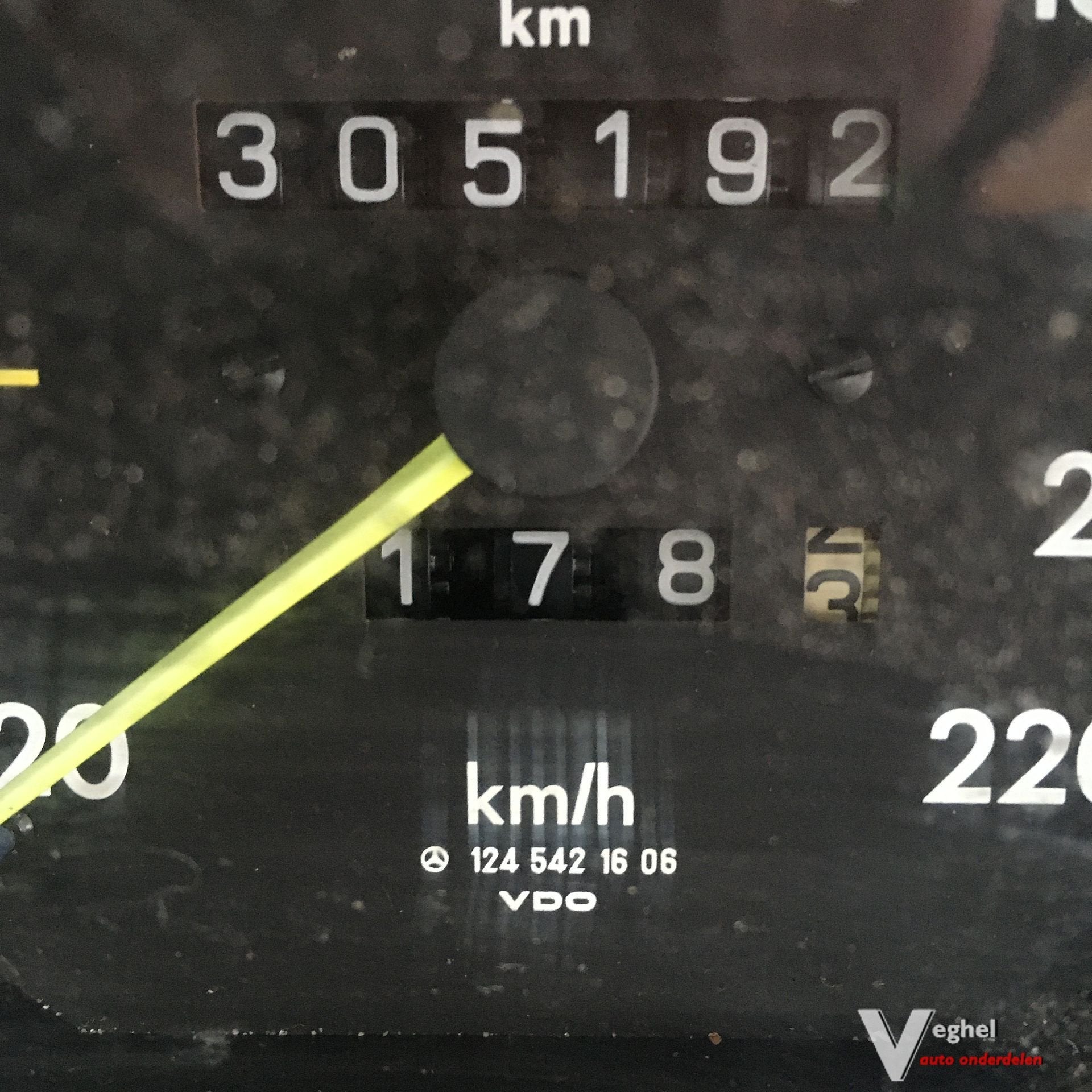 Mercedes W124 1985   Km Tellerklok      124 542 1606, Gebruikt, -, -, Ophalen of Verzenden
