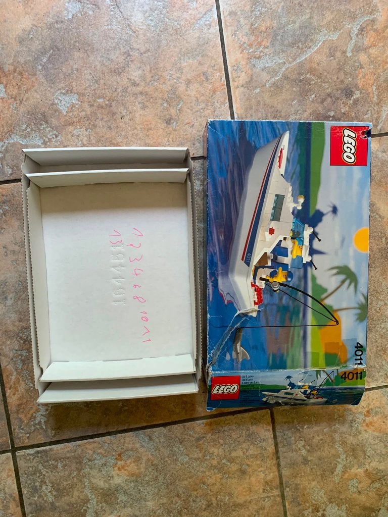 Lege doos - Lego Town 4011 Cabin Cruiser, Gebruikt, Overige thema's, Lego, Ophalen of Verzenden