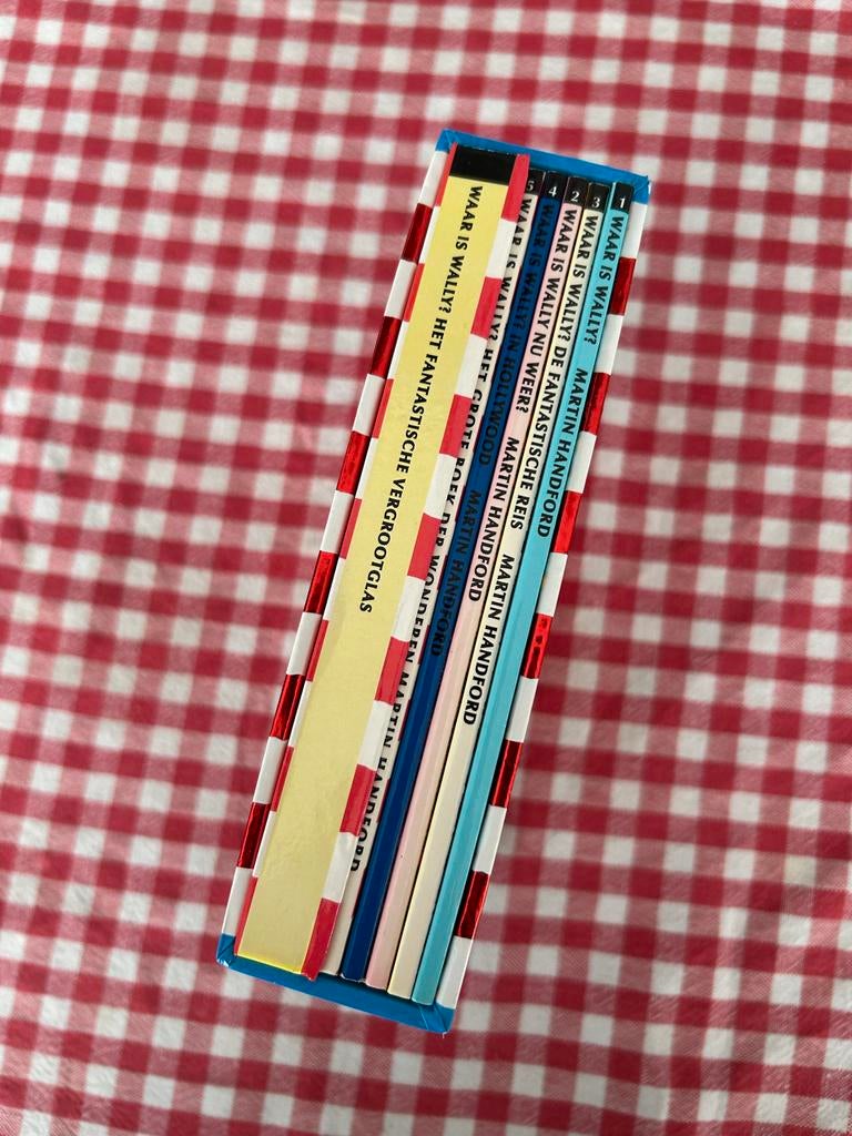 Waar is Wally? De Fantastische Minibox - Nieuw, Ophalen of Verzenden, Zo goed als nieuw, Fictie algemeen
