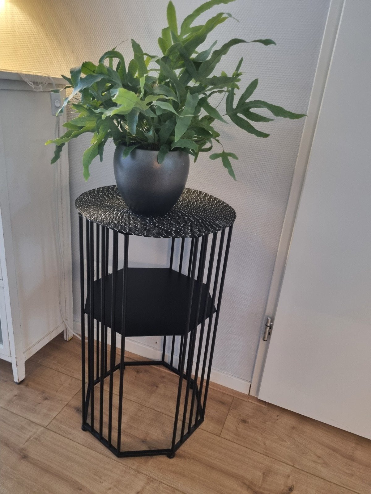 Planten/bijzettafel 2 laags metaal van Amazon, Ophalen, Gebruikt