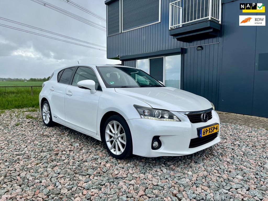 Lexus CT 200h Business Edition, Auto's, Lexus, Euro 5, Gebruikt, 4 cilinders, Wit