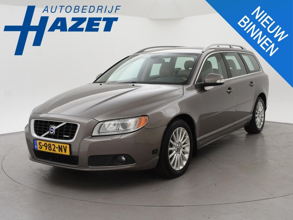 Volvo V70 2.5T 200 PK AUT. STOELVERW. V+A | TREKHAAK | LEDER, Auto's, Volvo, Traction-control, 1574 kg, 2521 cc, 93 €/maand