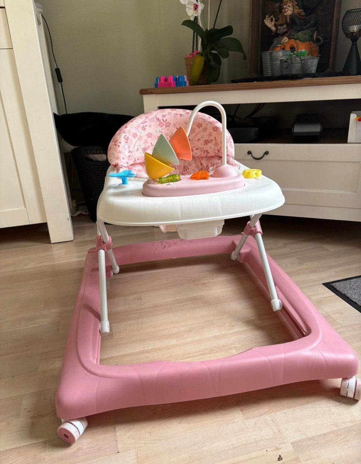 Loopstoel / baby walker – roze – zo goed als nieuw, Ophalen, Zo goed als nieuw