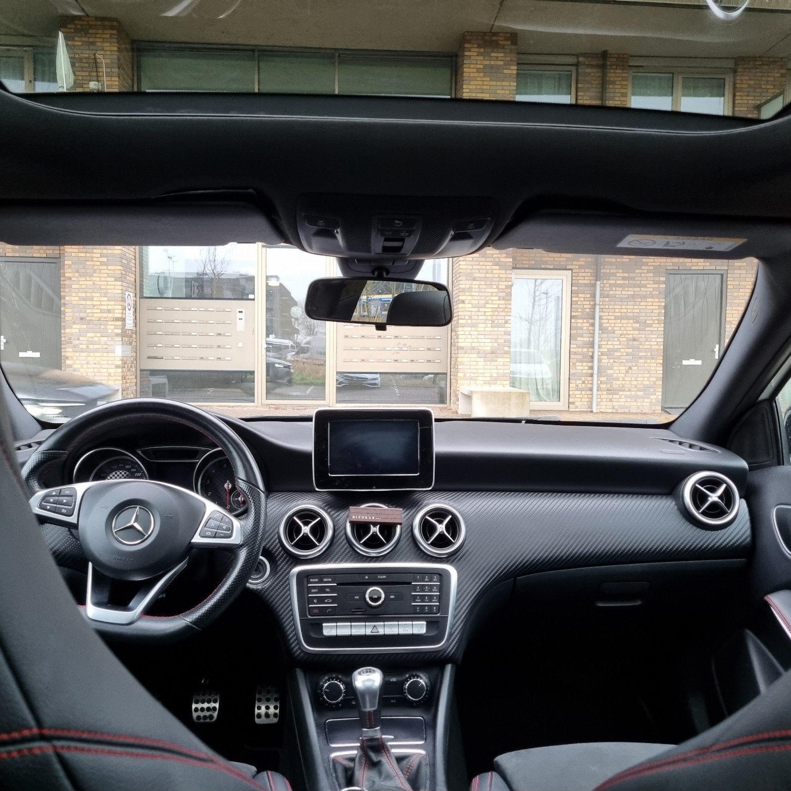 Foto 15 van Mercedes-Benz A-Klasse A160 met 180pk