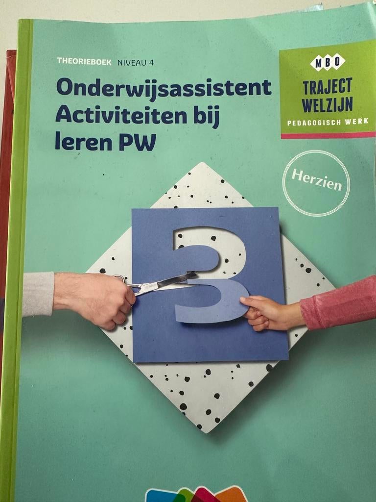 Theorieboek Onderwijsassistent Activiteiten bij leren PW, Ophalen of Verzenden, Zo goed als nieuw, MBO