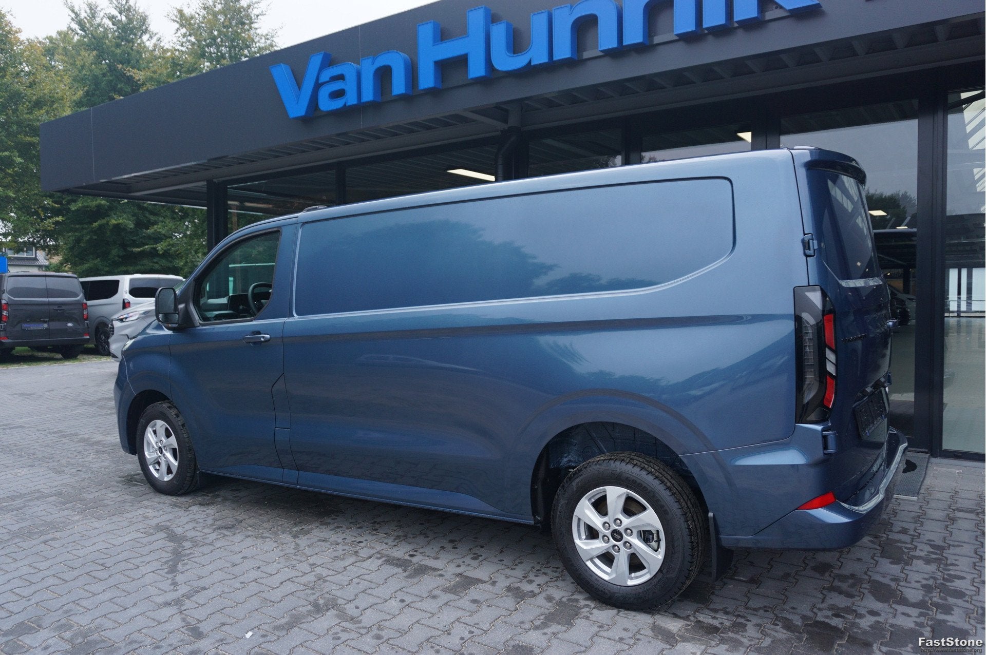 Ford Transit Custom 300L 136PK Limited BPM VRIJ! Navi, Cam,, Voorwielaandrijving, 136 pk, Gebruikt, 4 cilinders