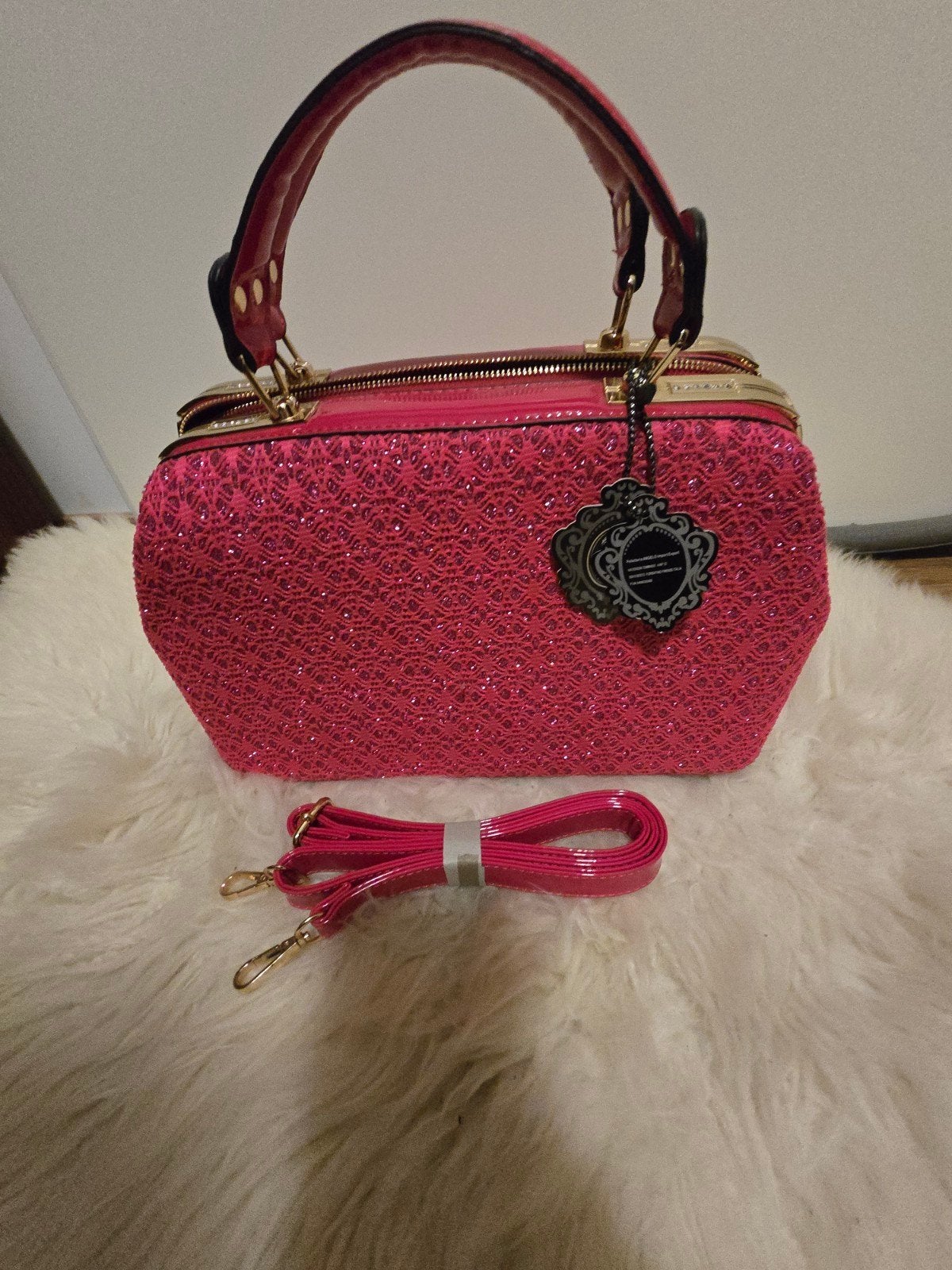 NIEUW!!Stijlvolle roze handtas met glitter en lakdetails, Sieraden, Tassen en Uiterlijk, Tassen | Damestassen, Ophalen of Verzenden