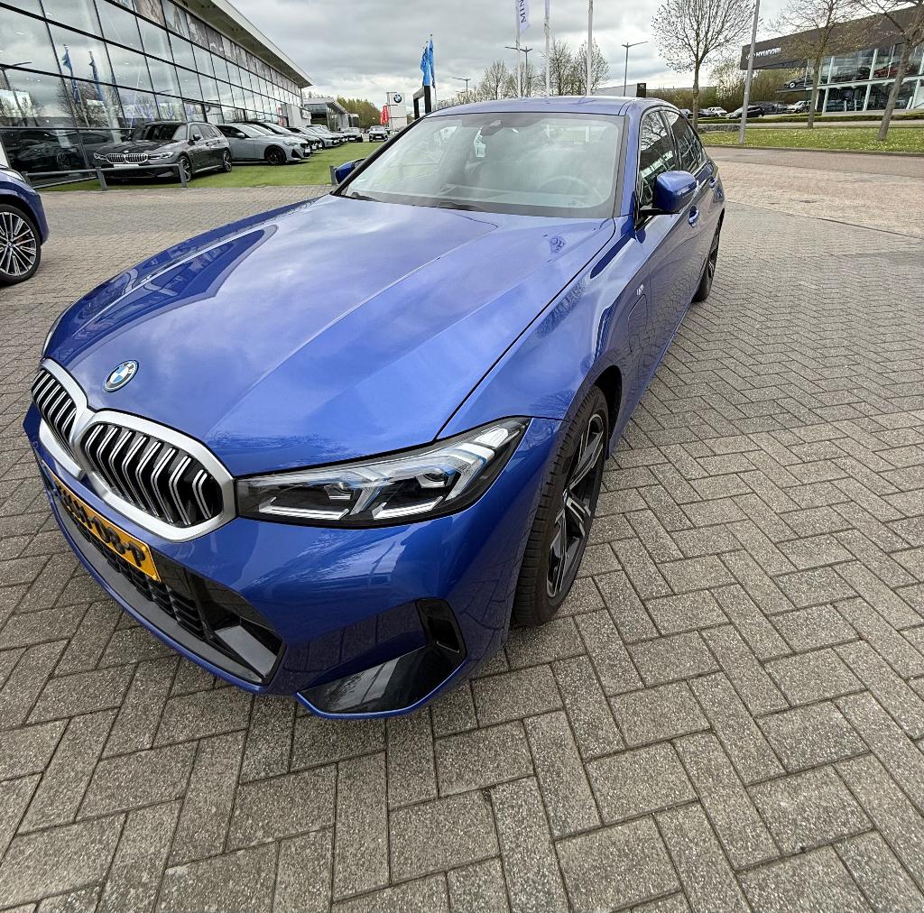 BMW 3 Serisi 320e 204hp Aut 2024 Mavi, Auto's, Automaat, 1998 cc, Achterwielaandrijving, Blauw