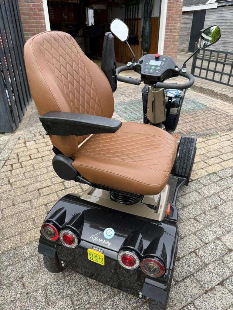 Life & Mobility Solo  Elegance comfort scootmobiel ZGAN!, Life and Mobility, Niet ingevuld, Zo goed als nieuw, Niet ingevuld