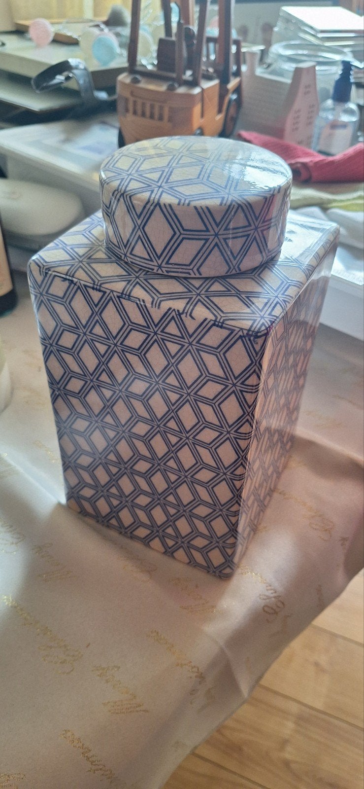 Stenen pot met deksel - Blauw/Wit patroon, Ophalen, Zo goed als nieuw, Meerkleurig, Steen/keramiek