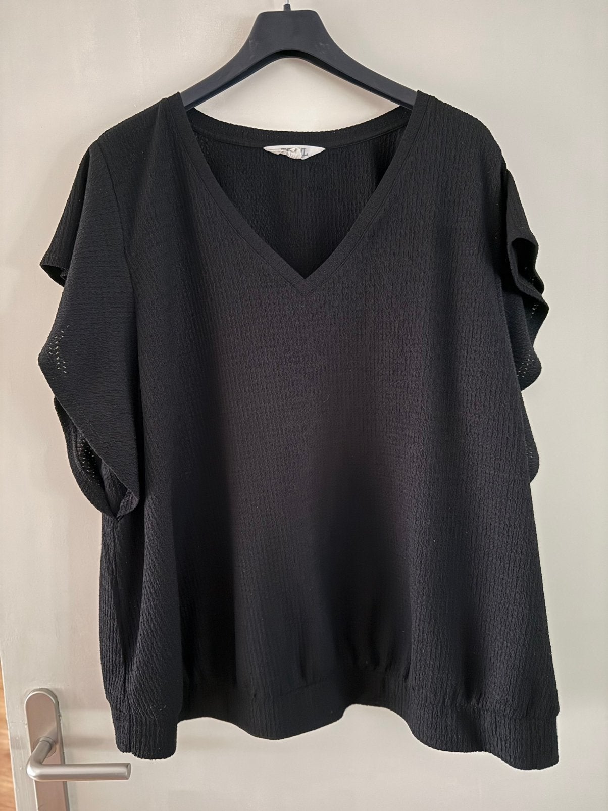 Zwart topje, Ophalen of Verzenden, Zo goed als nieuw, Zwart, Shirt of Top