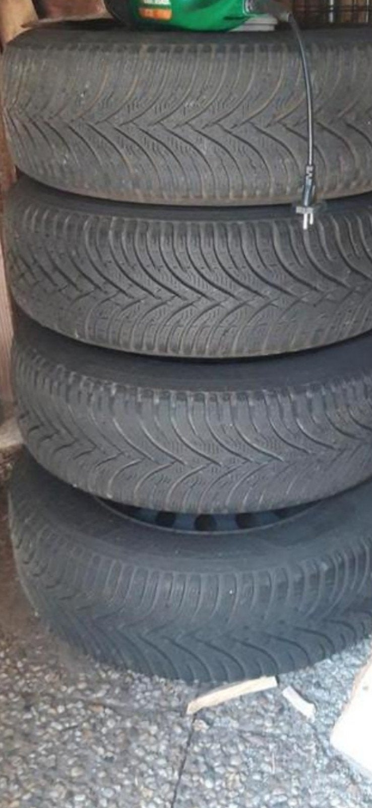 stalen velg met winterbanden, Ophalen