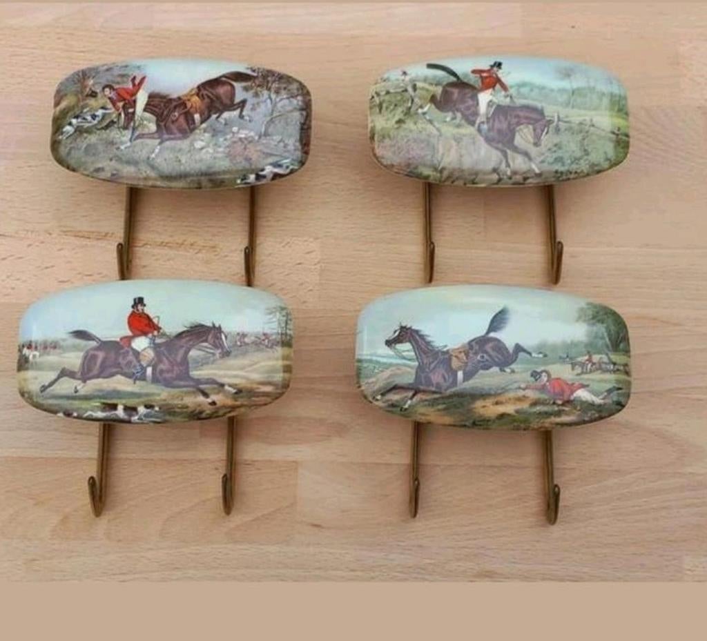 Vintage Italiaanse Kledinghaken Set van 4 - Jachttaferelen, Antiek en Kunst, Ophalen of Verzenden