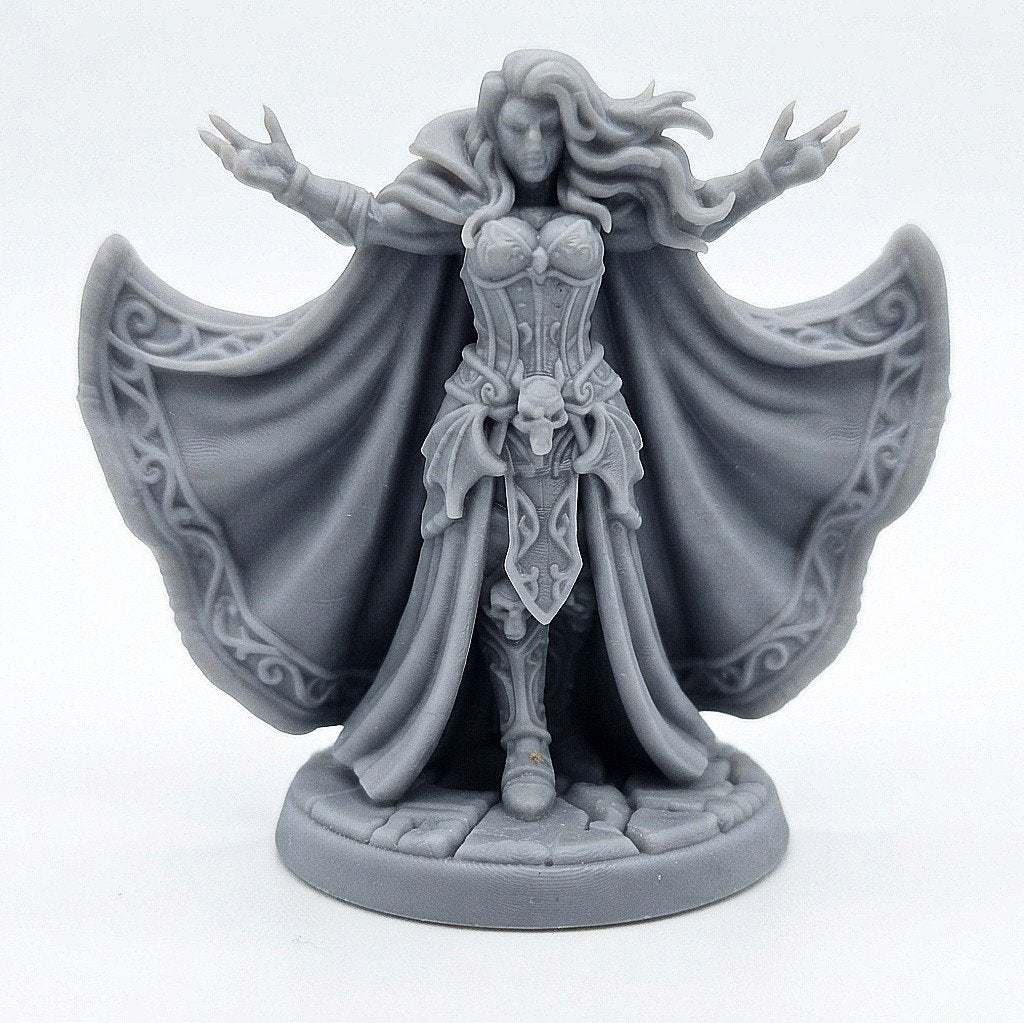 Vampire woman Miniature D&D HQ dungeon's and dragons