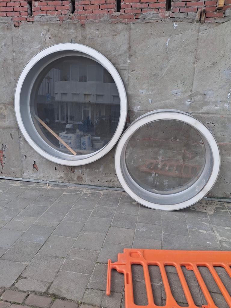 Ronde ramen  aluminium, Ophalen of Verzenden, Gebruikt