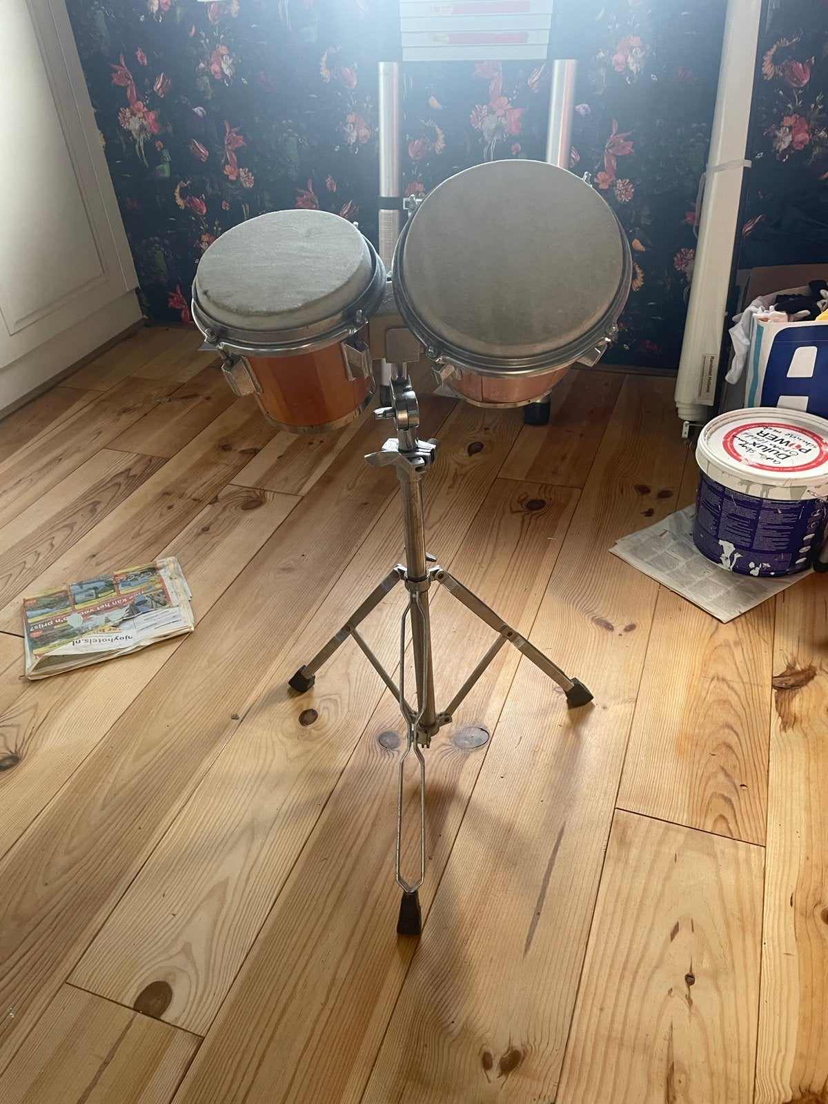 Bongo's met standaard, Ophalen of Verzenden, Gebruikt, Melodische percussie