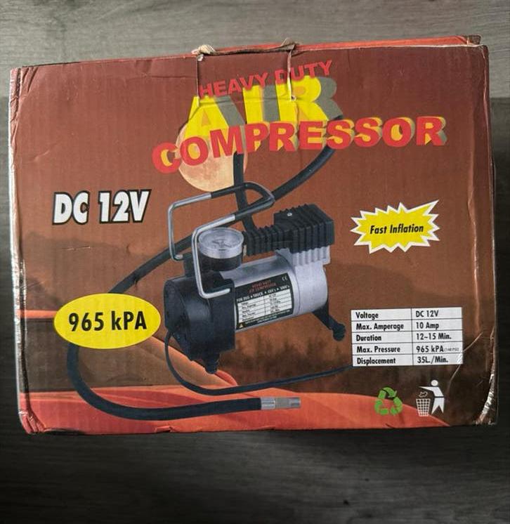 Nieuw, draagbare 12V luchtcompressor, Doe-het-zelf en Verbouw, Compressors, 6 tot 10 bar, Nieuw, Ophalen of Verzenden, Minder dan 200 liter/min