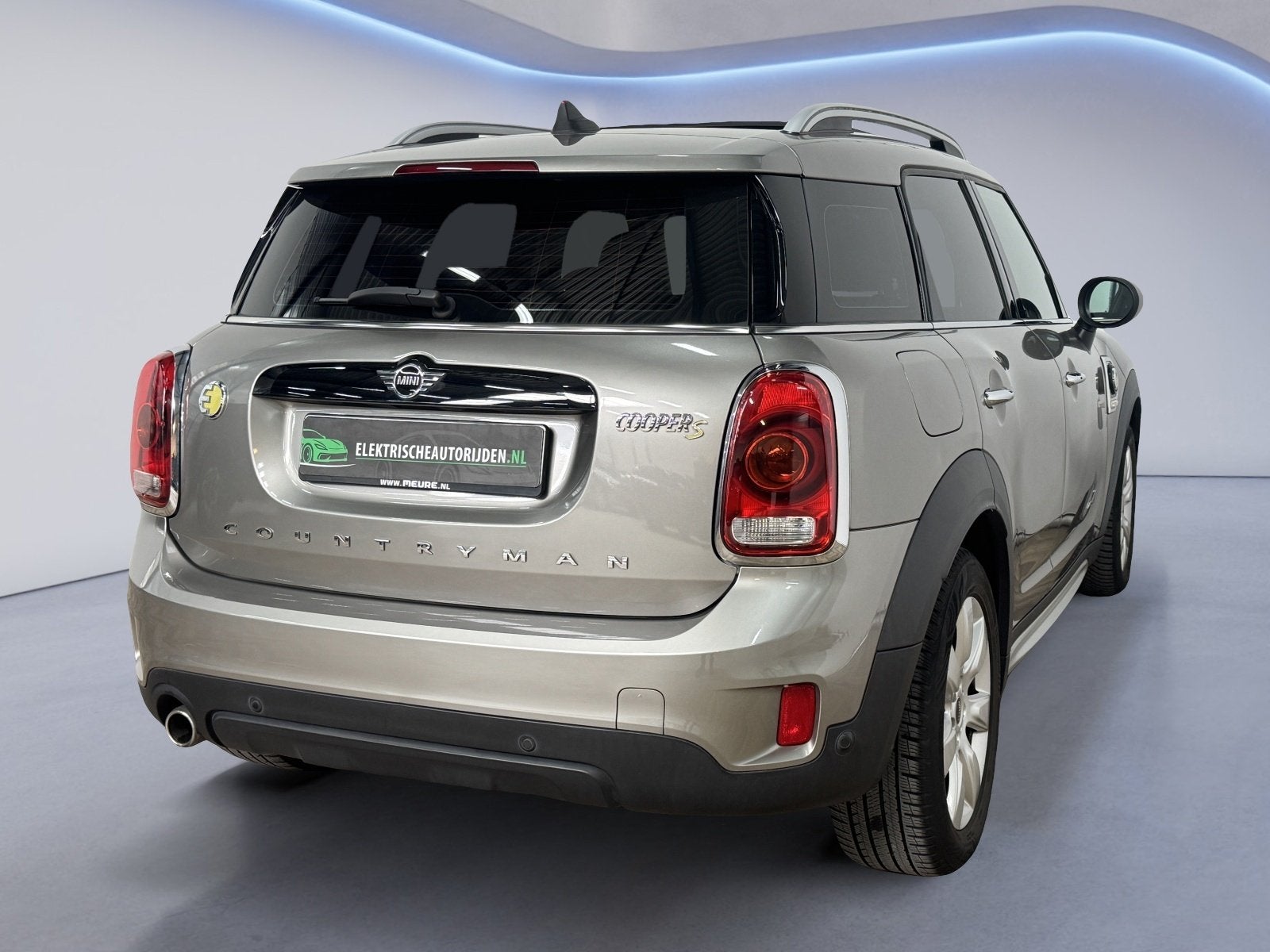 Mini Countryman 1.5 Cooper S E ALL4|PANO|AUTOMAAT|INRUIL MOG, Auto's, 136 pk, Gebruikt, Leder en Stof, Bedrijf