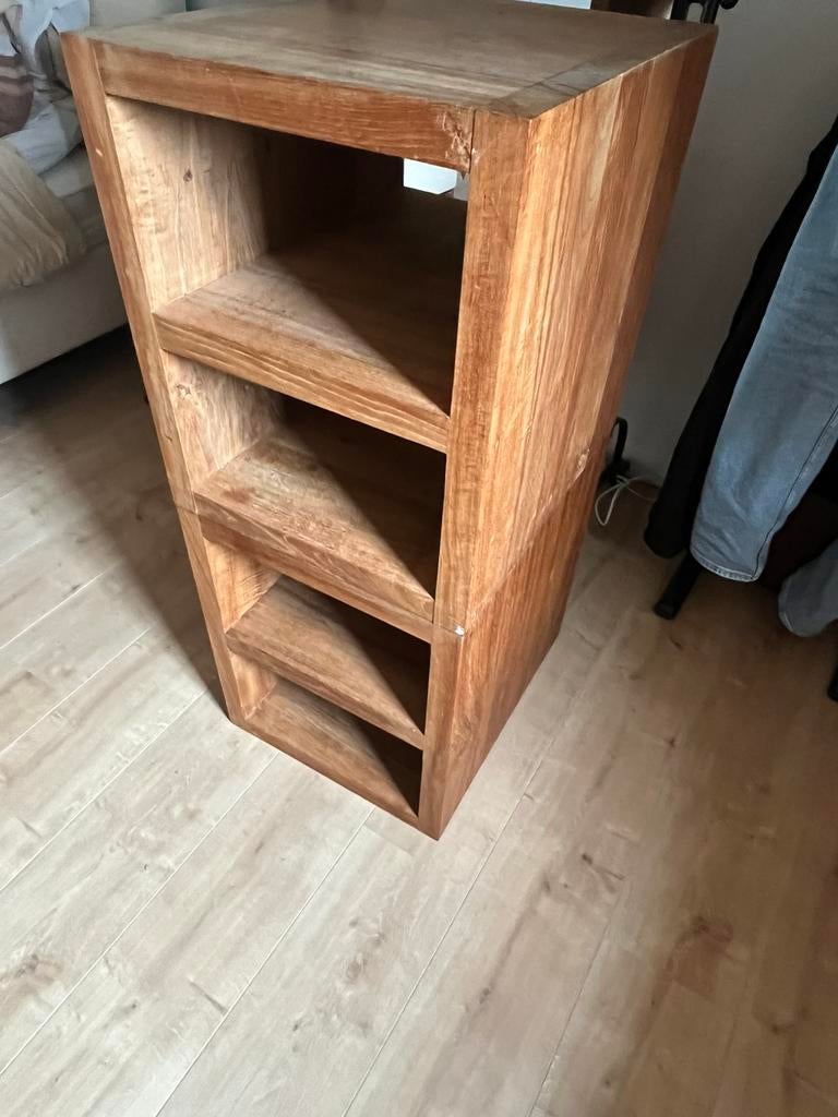Set van 2 robuuste massief houten bijzettafels/nachtkastjes, Huis en Inrichting, Kasten | Ladekasten, Ophalen, Minder dan 50 cm
