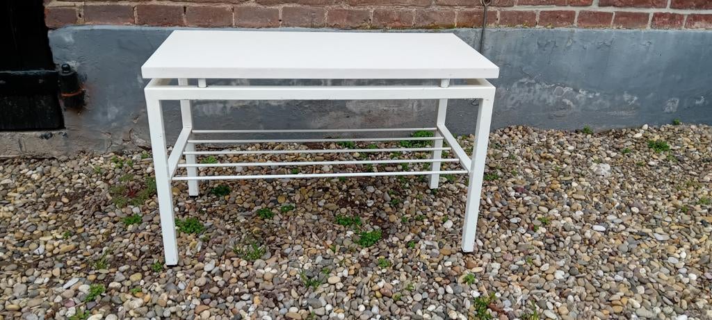 Vintage jaren '70 Stiemsma tafeltje met krantenrek ., Minder dan 45 cm, Gebruikt, Rechthoekig, Vintage jaren '70
