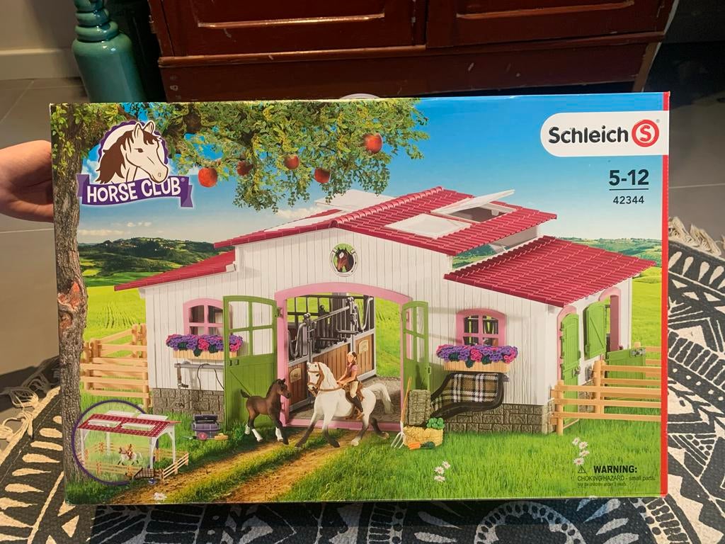 Schleich Horse Club Grote Paardenstal met paarden, Ophalen of Verzenden, Zo goed als nieuw, Jongen of Meisje