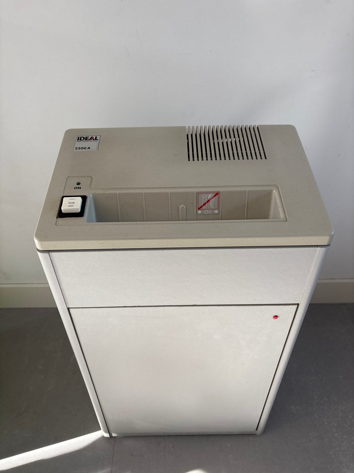 IDEAL 2200 A papierversnipperaar, Ophalen of Verzenden, Gebruikt