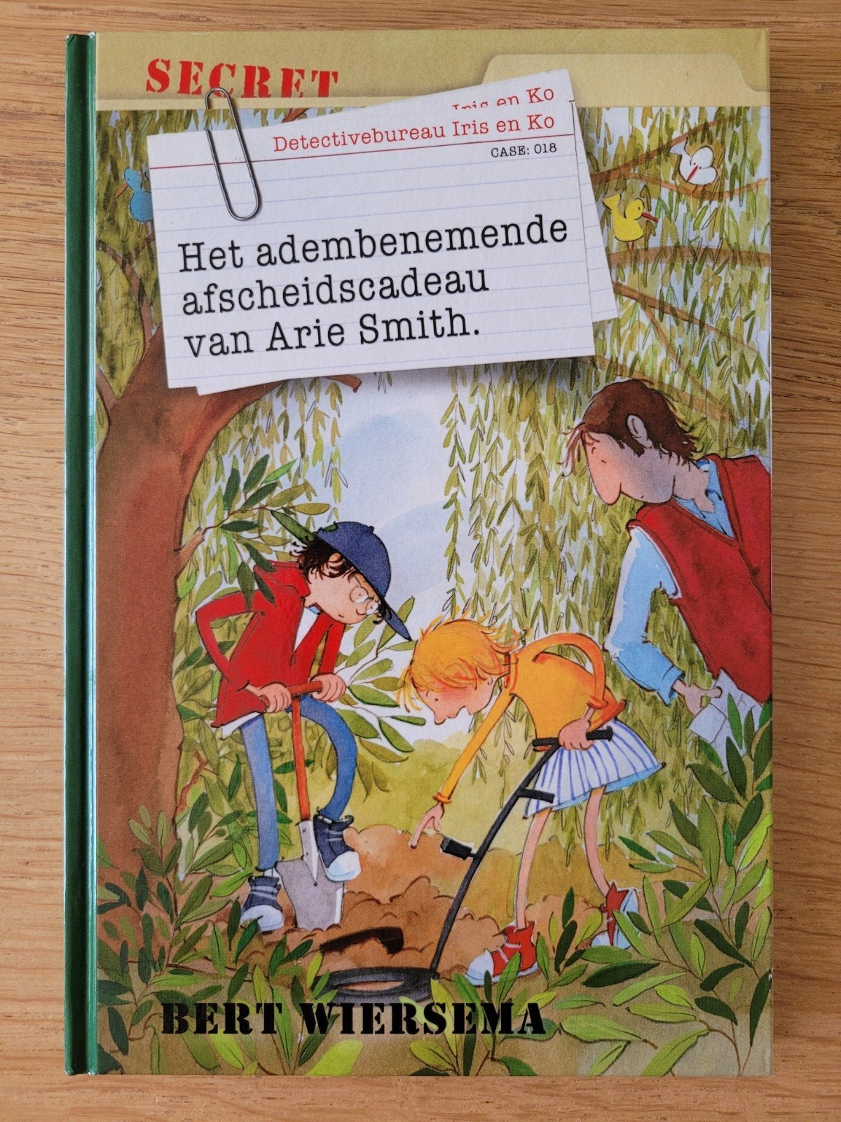 Het adembenemende afscheidscadeau van Arie Smith, B Wiersema, Boeken, Ophalen of Verzenden, Zo goed als nieuw