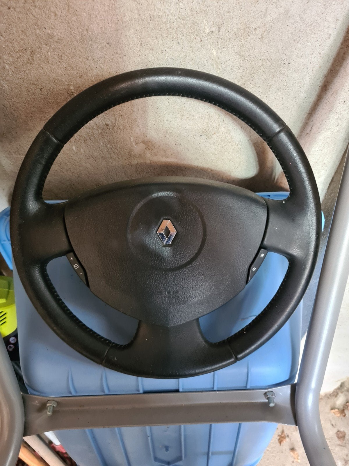 Lederen stuurwiel voor Renault clio 2, Auto-onderdelen, Ophalen of Verzenden, Gebruikt, Renault