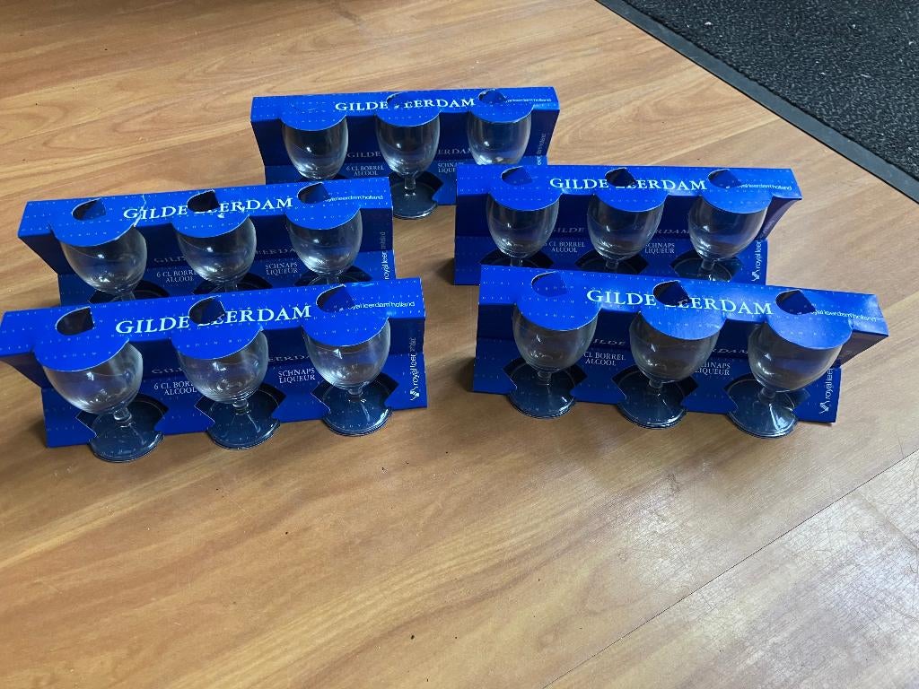 15 jenever glazen (nieuw), Verzamelen, Glas en Borrelglaasjes, Ophalen of Verzenden, Nieuw, Overige typen