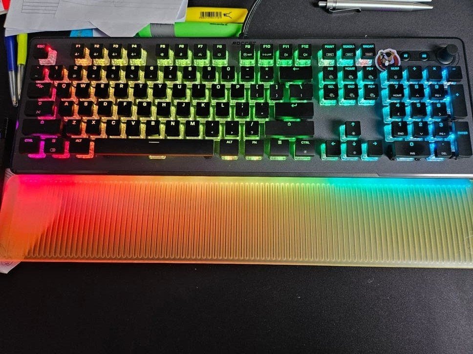 Roccat Vulcan II Max Gaming Toetsenbord RGB (incl. doos), Computers en Software, Toetsenborden, Ophalen of Verzenden, Zo goed als nieuw