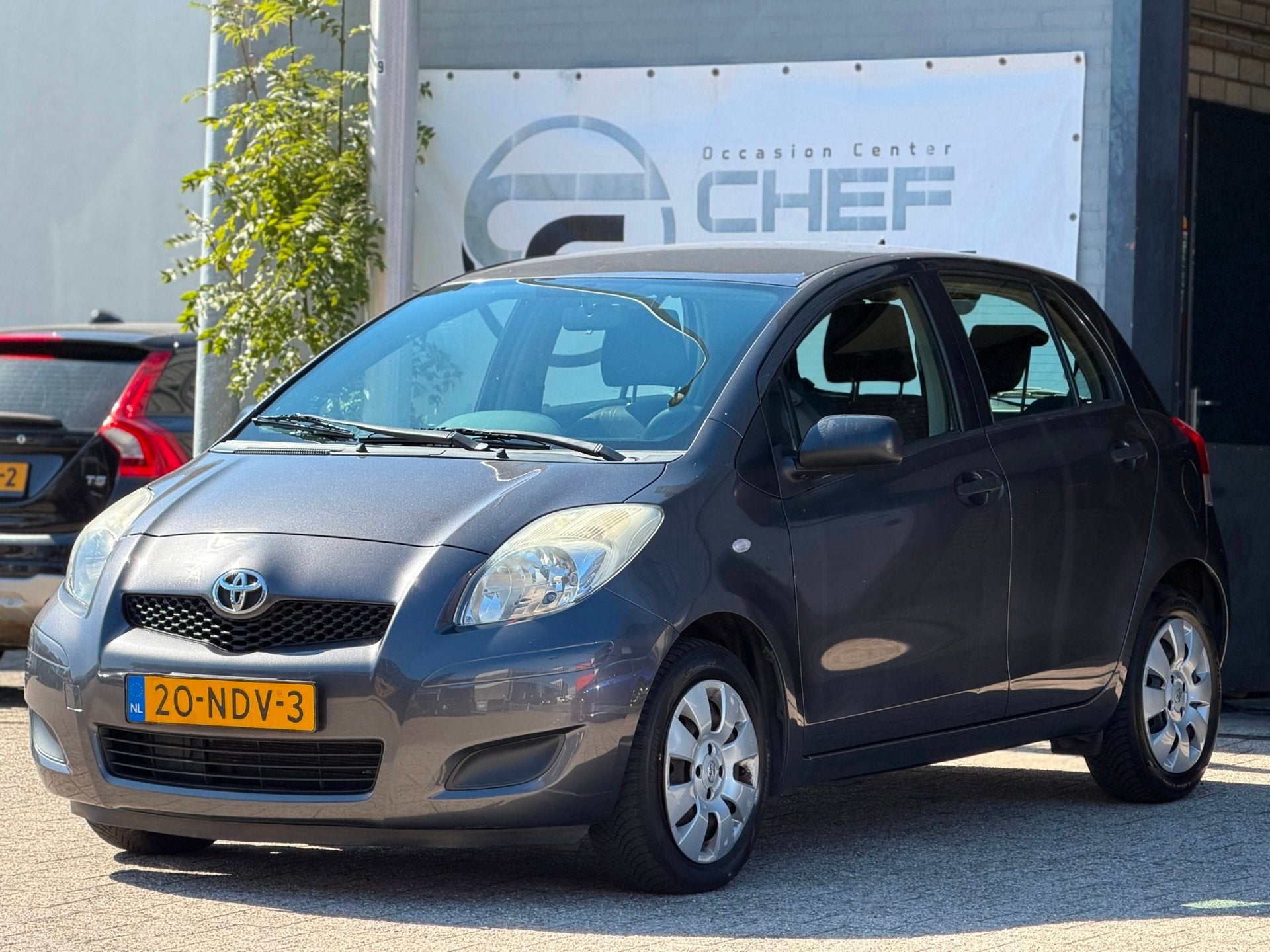 Toyota Yaris 1.3|NAP|AIRCO|NIEUWEAPK|BEURT|5DEURS|2EIGENAAR!, Auto's, Toyota, Voorwielaandrijving, Euro 5, 4 cilinders, Bedrijf