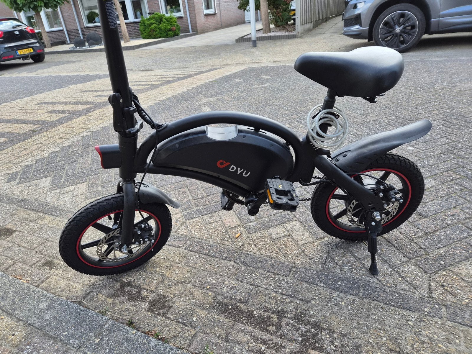 DYU elektrische vouwfiets met oplader, Gebruikt, Minder dan 47 cm, 30 tot 50 km per accu, Ophalen