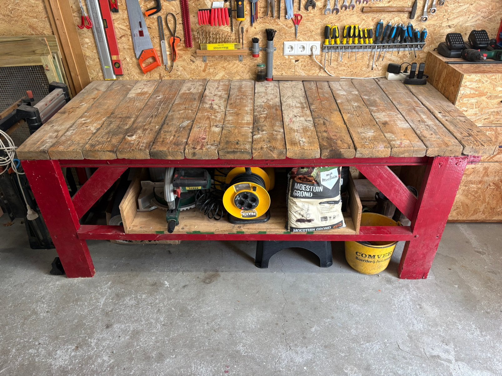 Robuuste zware houten werkbank, Doe-het-zelf en Verbouw, Werkbanken, Ophalen, Gebruikt, 170 cm of meer