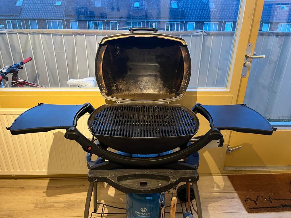 Weber barbecue met onderstel en slang, Ophalen, Gebruikt